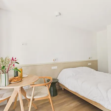 Apartment Le Nose Rider- Pour 3 - Piscine Commune *